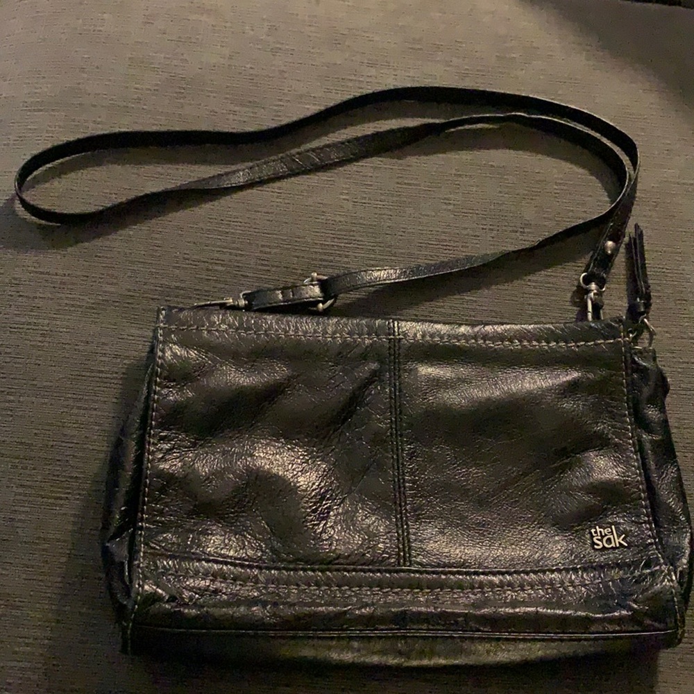 The Sak 100% leather, black crossbody purse, adjustable/changeable strap